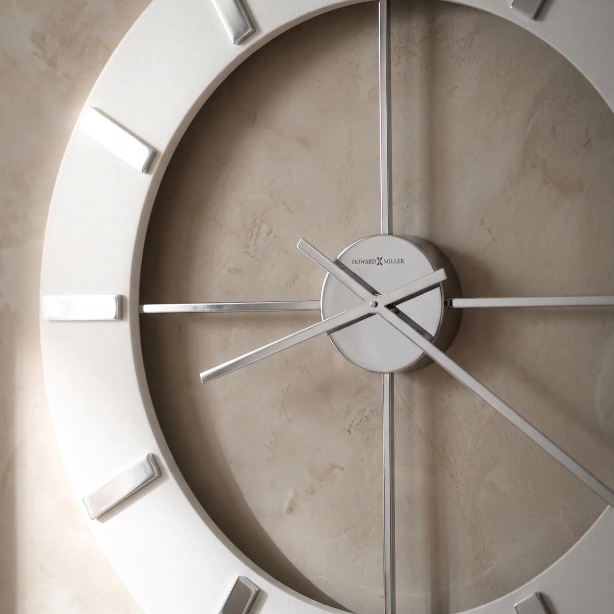 Howard Miller Pearl Wall Clock, close-up of the dial and finish detail