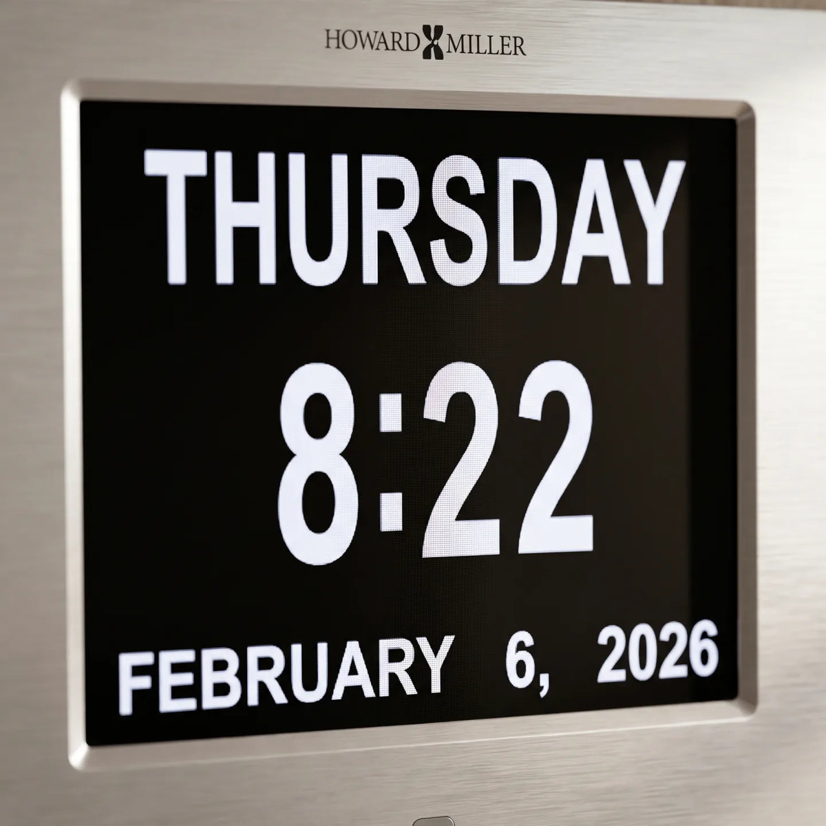 Howard Miller Memory Wall Clock, close-up of the dial and finish detail