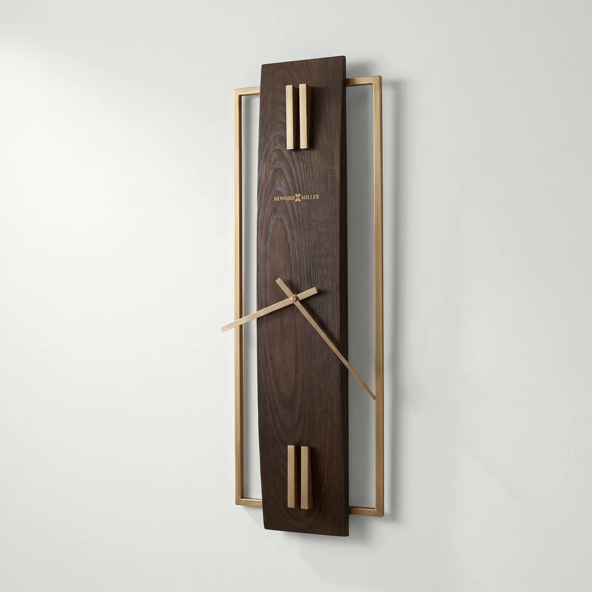 Howard Miller Harwood II Wall Clock, 24-inch, front view on a plain white background